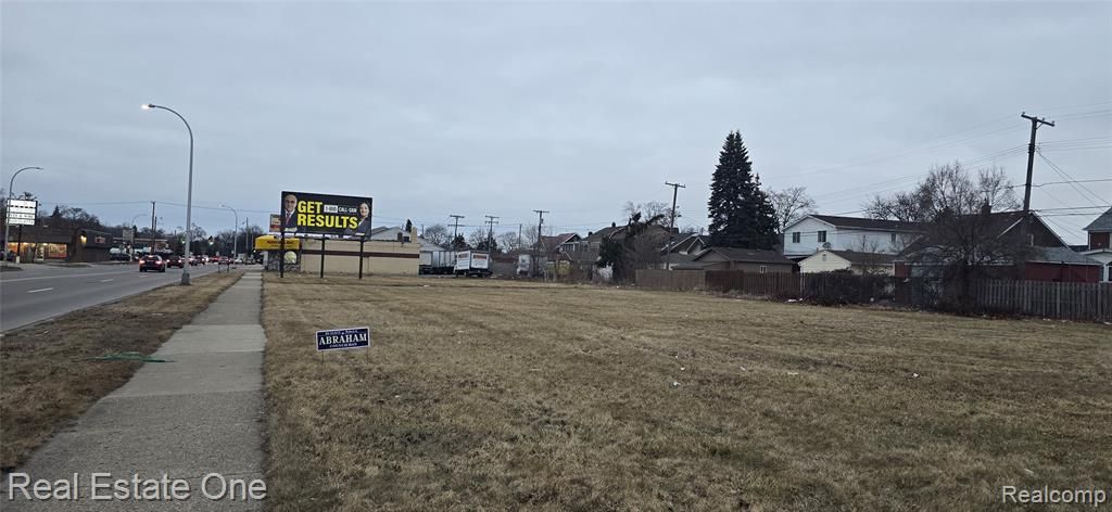 7800 Schaefer Road, Dearborn, MI 48126