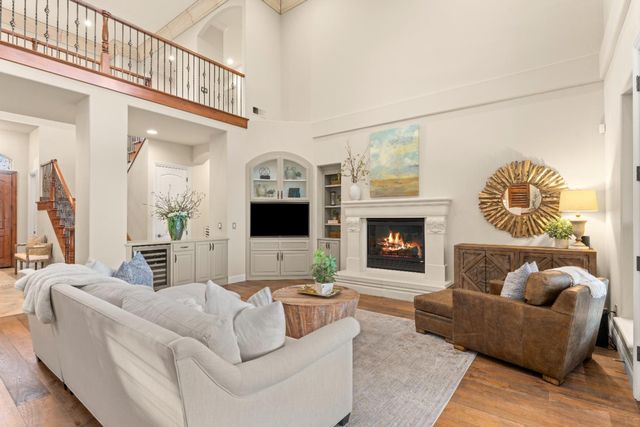 150 Red Ridge Ct, Folsom, CA 95630