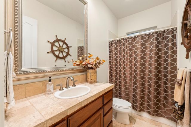 150 Red Ridge Ct, Folsom, CA 95630