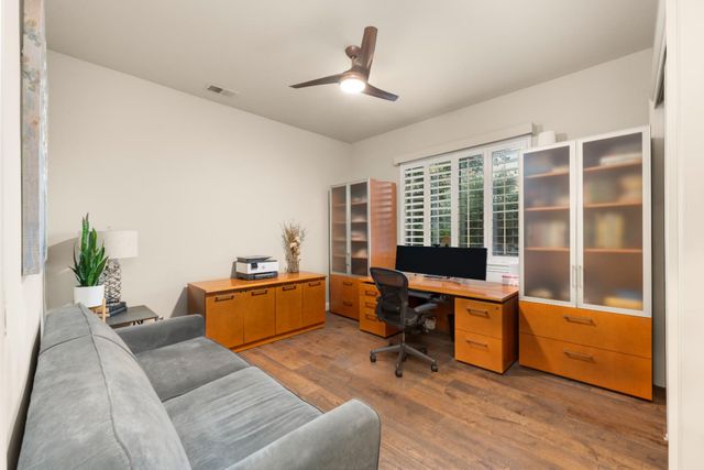 150 Red Ridge Ct, Folsom, CA 95630