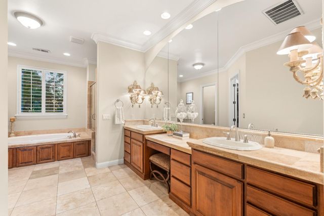 150 Red Ridge Ct, Folsom, CA 95630