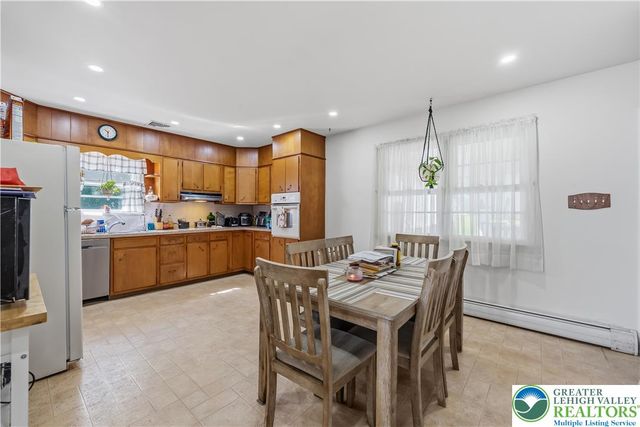 798 Krocks Court, Lower Macungie Twp, PA 18106