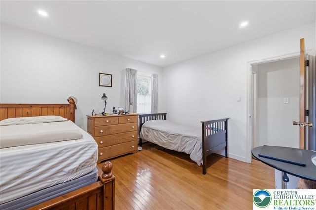 798 Krocks Court, Lower Macungie Twp, PA 18106