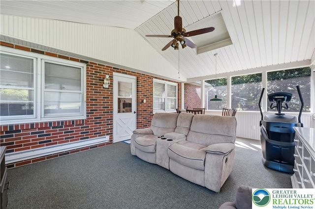 798 Krocks Court, Lower Macungie Twp, PA 18106