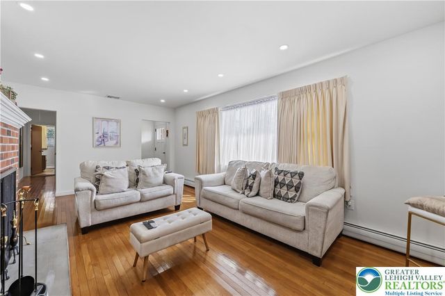 798 Krocks Court, Lower Macungie Twp, PA 18106