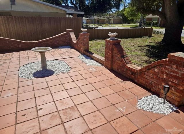 2610 E Dunkin Circle, Harlingen, TX 78550