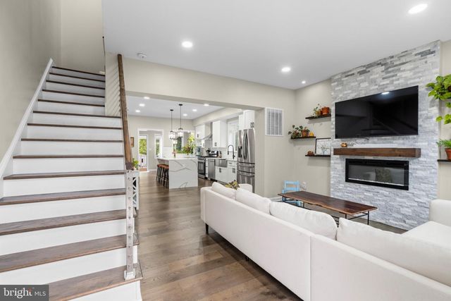 1218 RANDOLPH ST NE, Washington, DC 20017