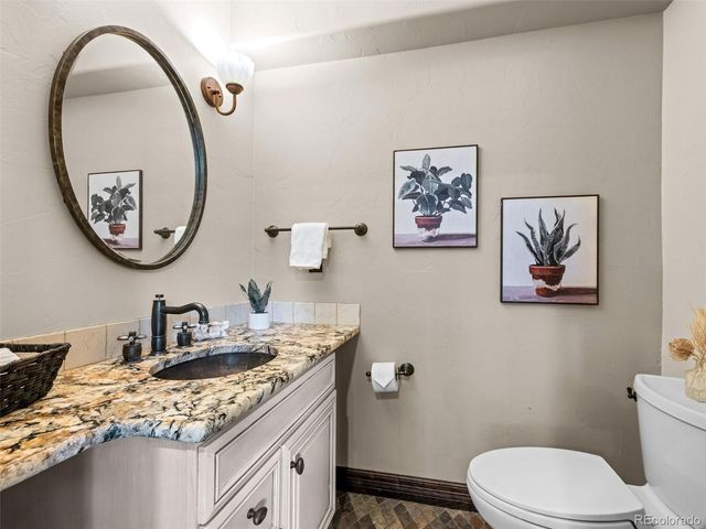 2250 Stuart Street, Denver, CO 80212