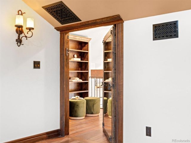 2250 Stuart Street, Denver, CO 80212