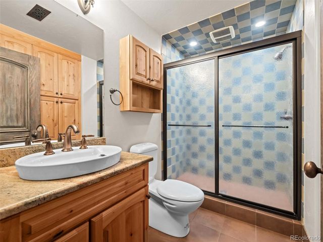 2250 Stuart Street, Denver, CO 80212
