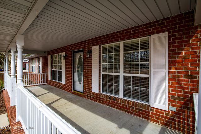 27112 LAKE Drive, Hilliard, FL 32046