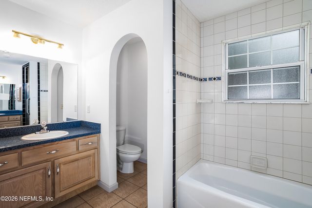 27112 LAKE Drive, Hilliard, FL 32046