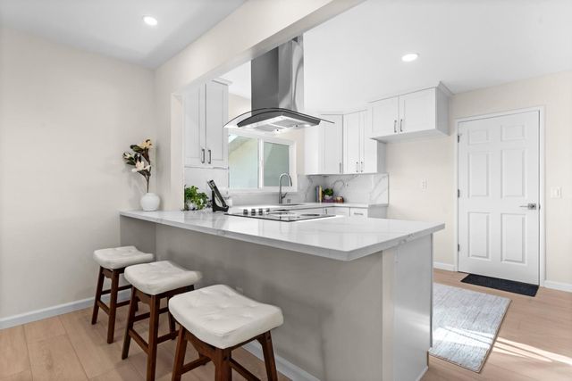 1118 Revere Drive, Sunnyvale, CA 94087