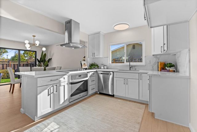 1118 Revere Drive, Sunnyvale, CA 94087