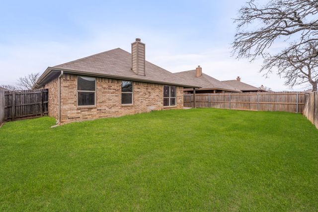 2213 Kaitlyn Drive, Weatherford, TX 76087