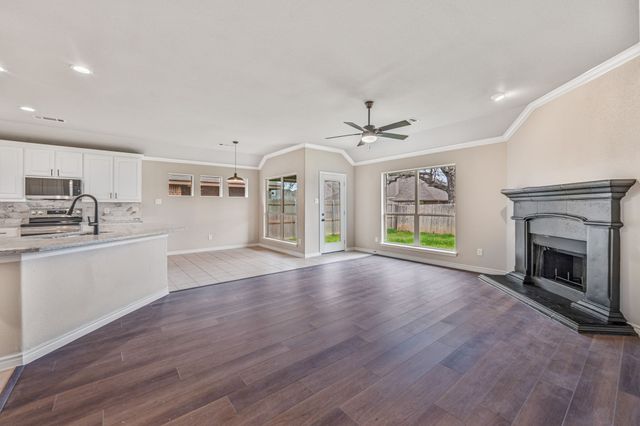 2213 Kaitlyn Drive, Weatherford, TX 76087