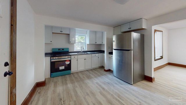 57 Pratt Street, Norwich, CT 06360