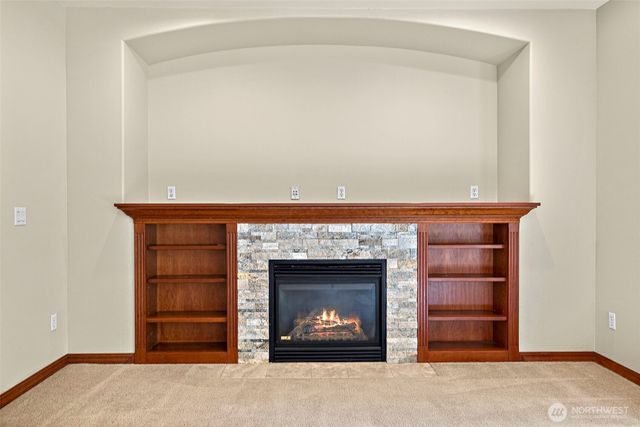 6408 179th Avenue E, Lake Tapps, WA 98391