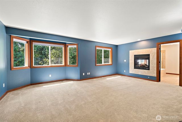 6408 179th Avenue E, Lake Tapps, WA 98391