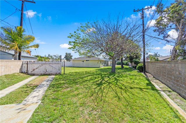 5572 Nevada Drive, Huntington Beach, CA 92647
