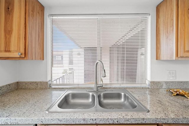 1405 Vegas Valley Drive 110, Las Vegas, NV 89169