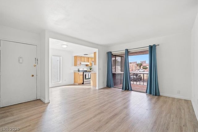 1405 Vegas Valley Drive 110, Las Vegas, NV 89169