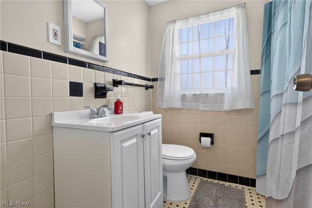 314 E 235th Street, Euclid, OH 44123