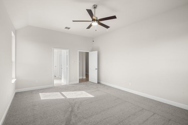 901 Meadow View Drive, Cleburne, TX 76033