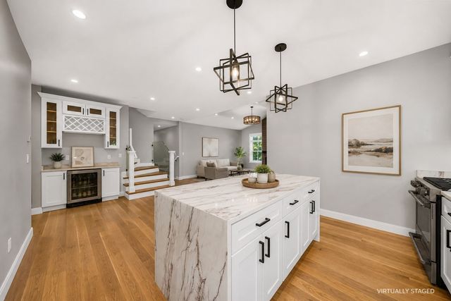 49A Chestnut St 3, Wakefield, MA 01880