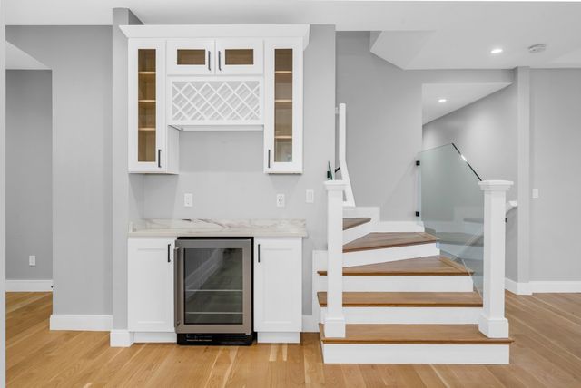 49A Chestnut St 3, Wakefield, MA 01880