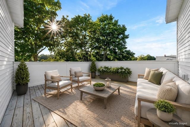 49A Chestnut St 3, Wakefield, MA 01880