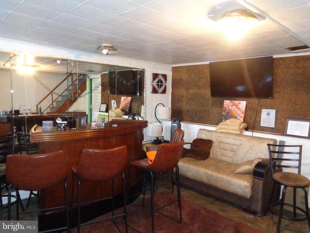 320 E CLAREMONT RD, Philadelphia, PA 19120