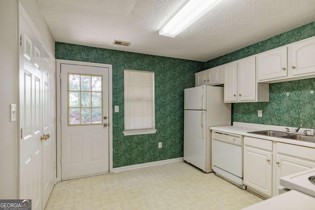 100 Woodstone Drive 10, Athens, GA 30605