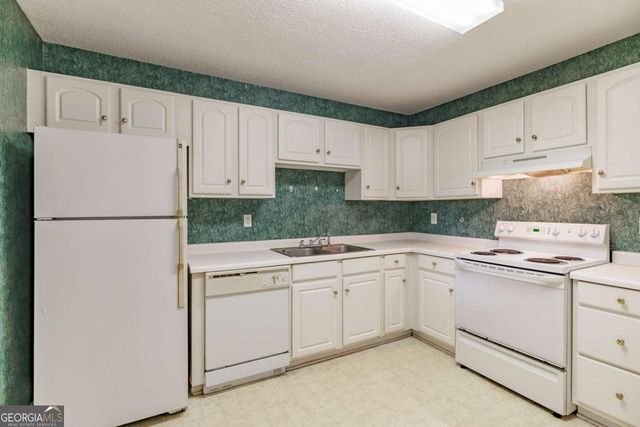 100 Woodstone Drive 10, Athens, GA 30605