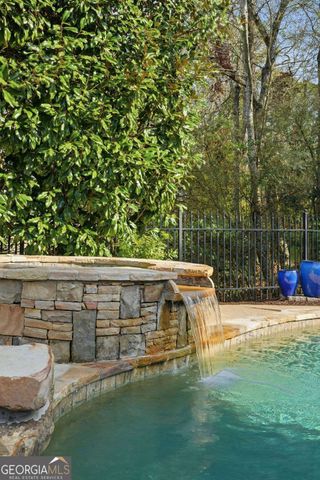 3154 Chipping Wood Court, Milton, GA 30004