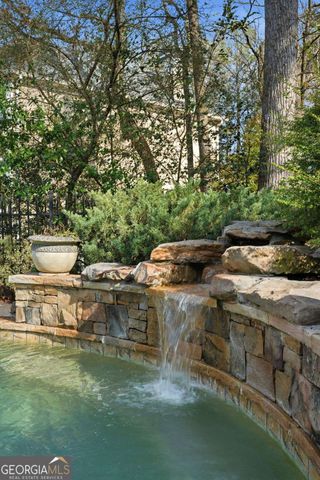 3154 Chipping Wood Court, Milton, GA 30004