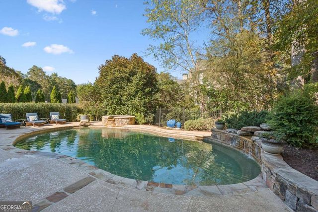 3154 Chipping Wood Court, Milton, GA 30004