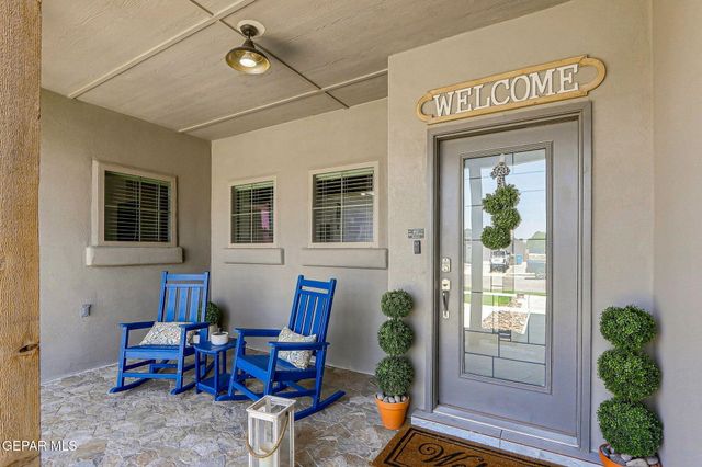 620 David Ortiz Street, Socorro, TX 79927