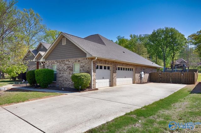 205 Maplebrook Drive, Madison, AL 35756