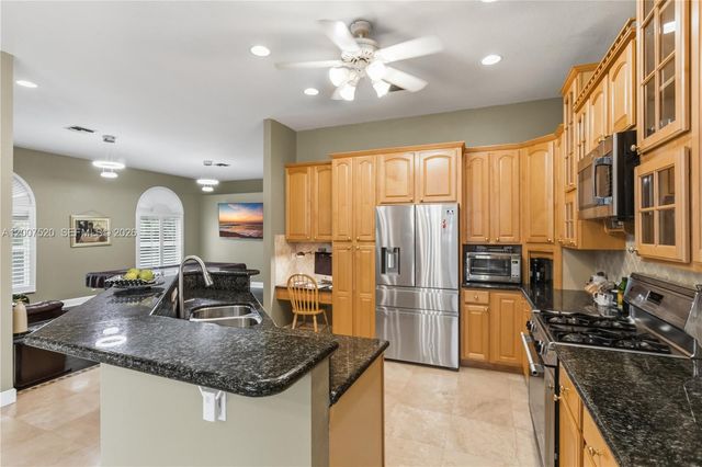 12343 NW 19th St, Plantation, FL 33323