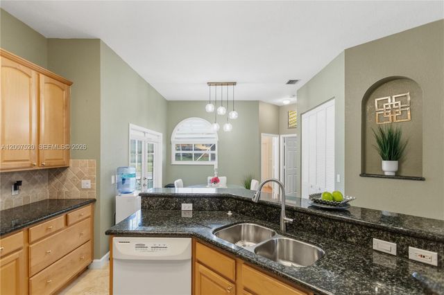 12343 NW 19th St, Plantation, FL 33323