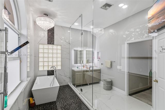 12343 NW 19th St, Plantation, FL 33323