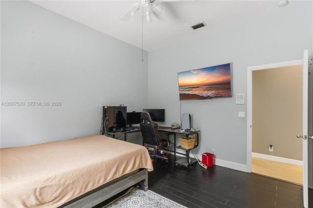 12343 NW 19th St, Plantation, FL 33323