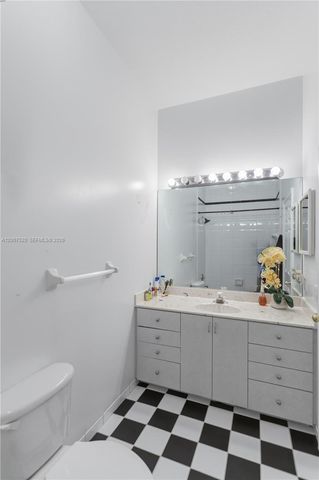 12343 NW 19th St, Plantation, FL 33323
