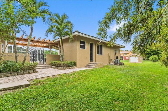 12343 NW 19th St, Plantation, FL 33323