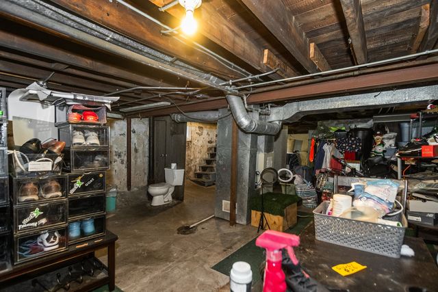 2514 Walnut Street, Blue Island, IL 60406