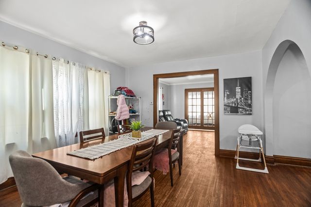 2514 Walnut Street, Blue Island, IL 60406