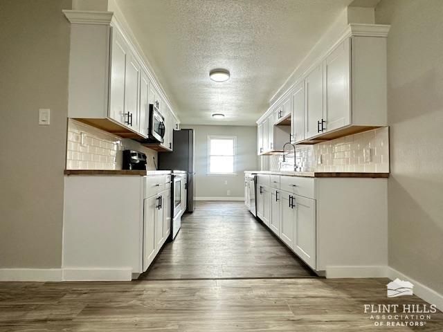 854 Skyline Drive, Junction City, KS 66441