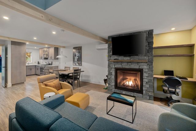 55 Village Green Dr Unit 3D, Stowe, VT 05672