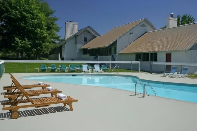 55 Village Green Dr Unit 3D, Stowe, VT 05672